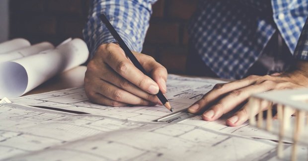 Studie a konzultace